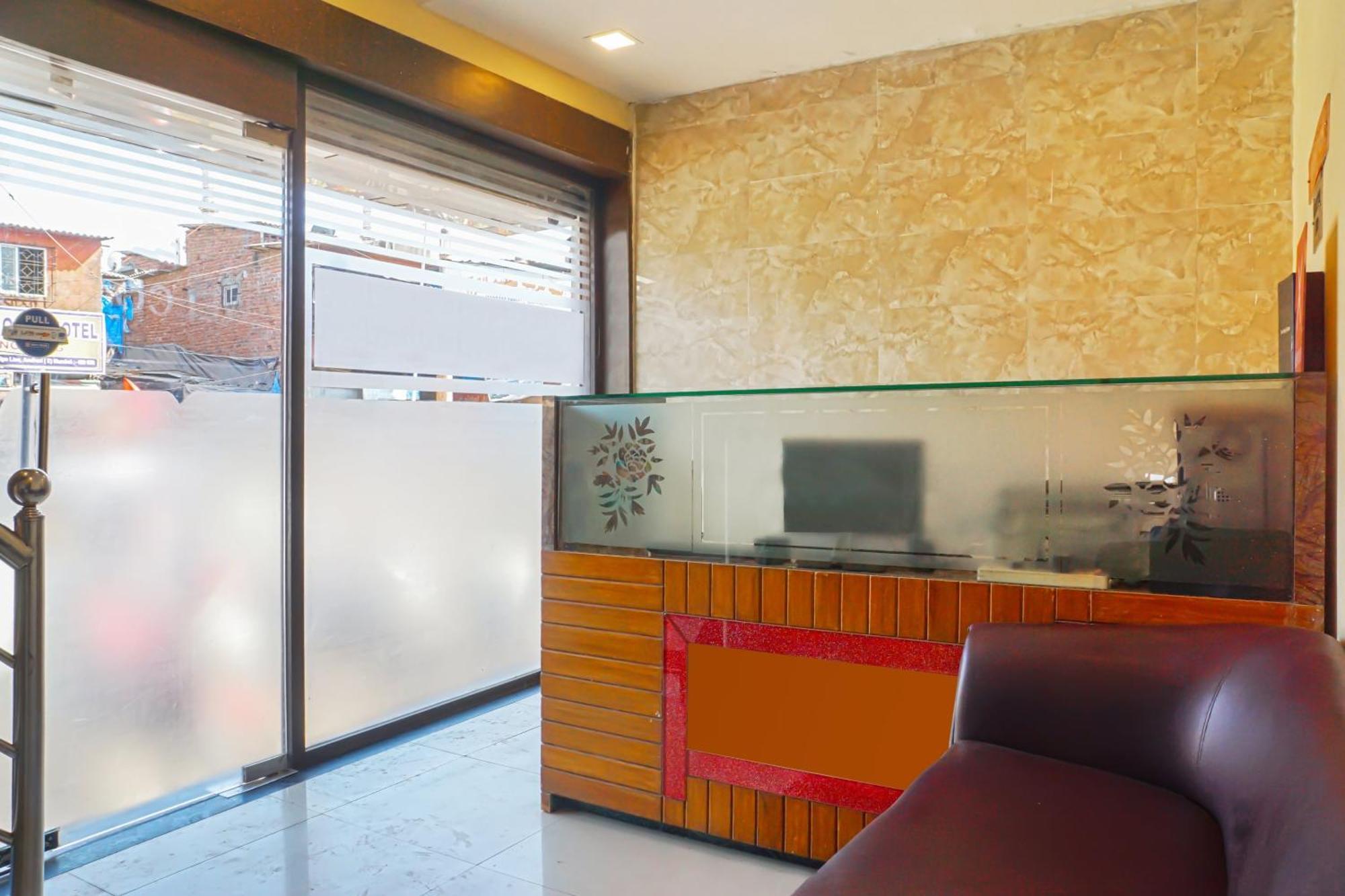 Oyo Hotel Paradise Mumbai Exterior photo